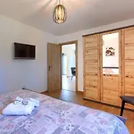 Kosic By Interhome