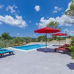Vakantiehuis Kosic By Interhome *