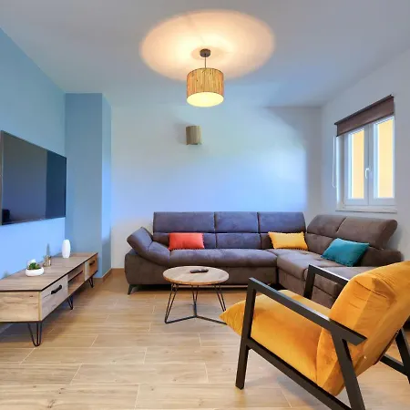 Kosic By Interhome Trget