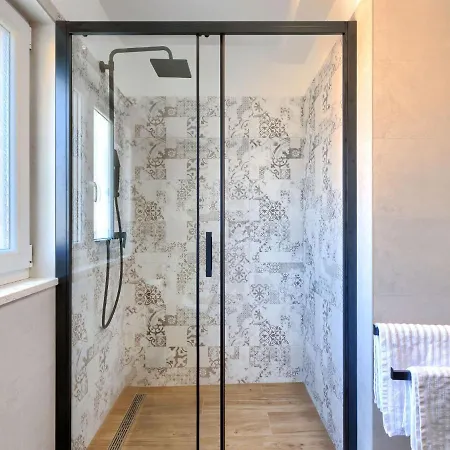 Kosic By Interhome *