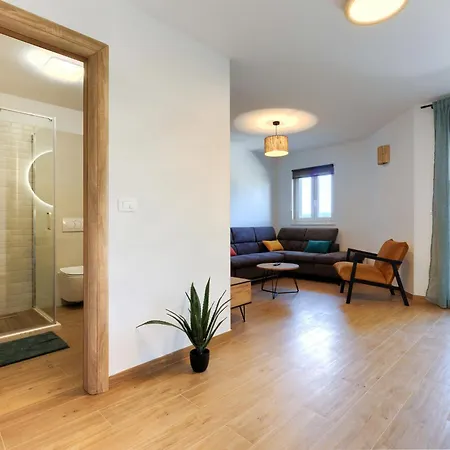 Kosic By Interhome Holiday home Trget