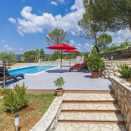 Kosic By Interhome Holiday home Trget